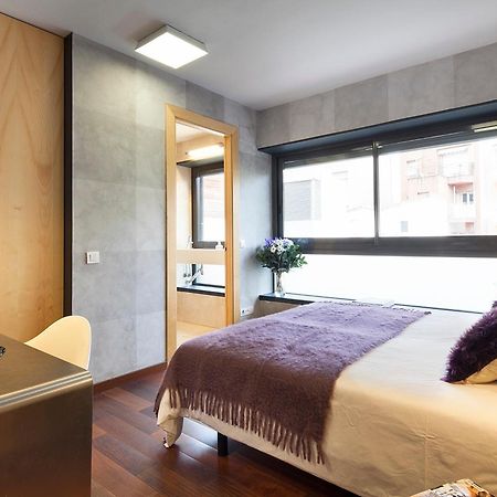 My Space Emirates - Splendid Apartment With Terrace And Pool Near Park Gueell 巴塞罗那 外观 照片