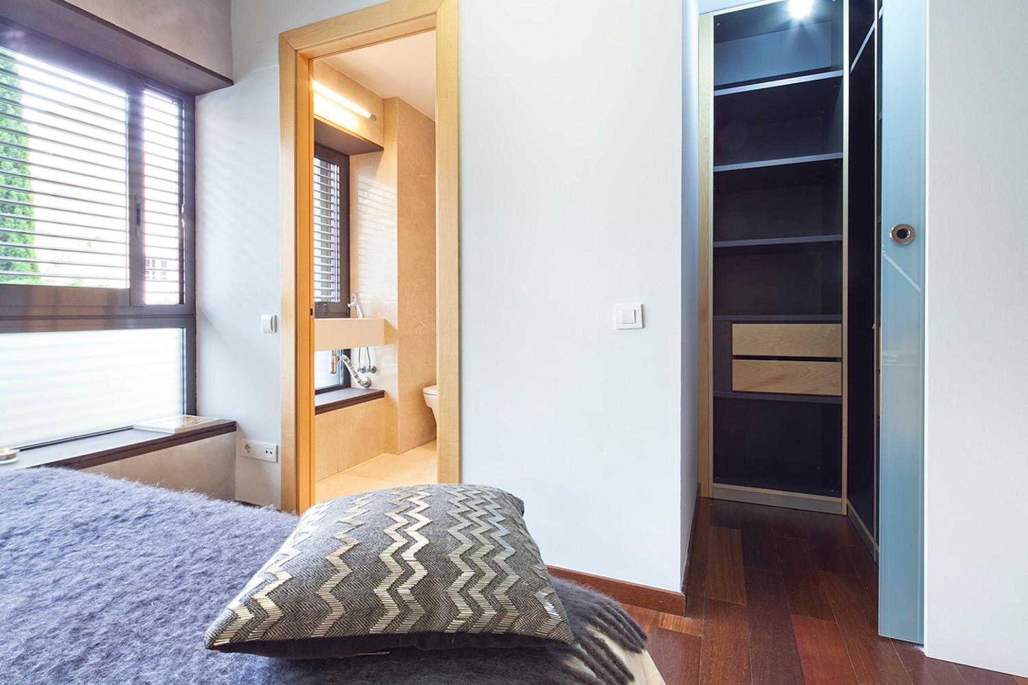 My Space Emirates - Splendid Apartment With Terrace And Pool Near Park Gueell 巴塞罗那 外观 照片