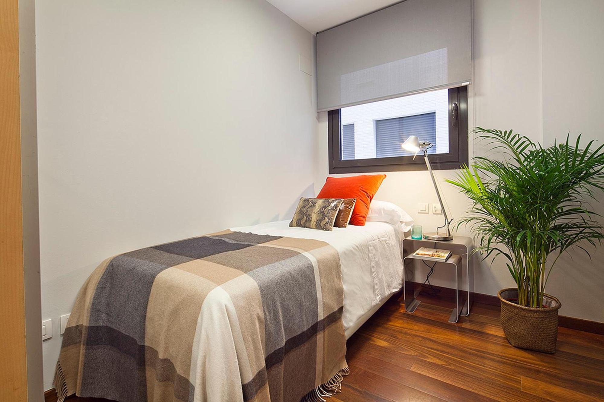 My Space Emirates - Splendid Apartment With Terrace And Pool Near Park Gueell 巴塞罗那 外观 照片